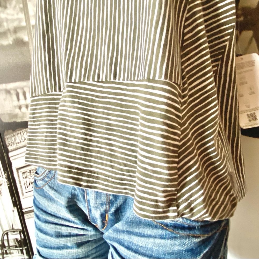NWT EDDIE BAUER | Ladies Gate Check Mixed-Stripe U-Neck Tank Top Sz M Easy Care - Picture 4 of 15